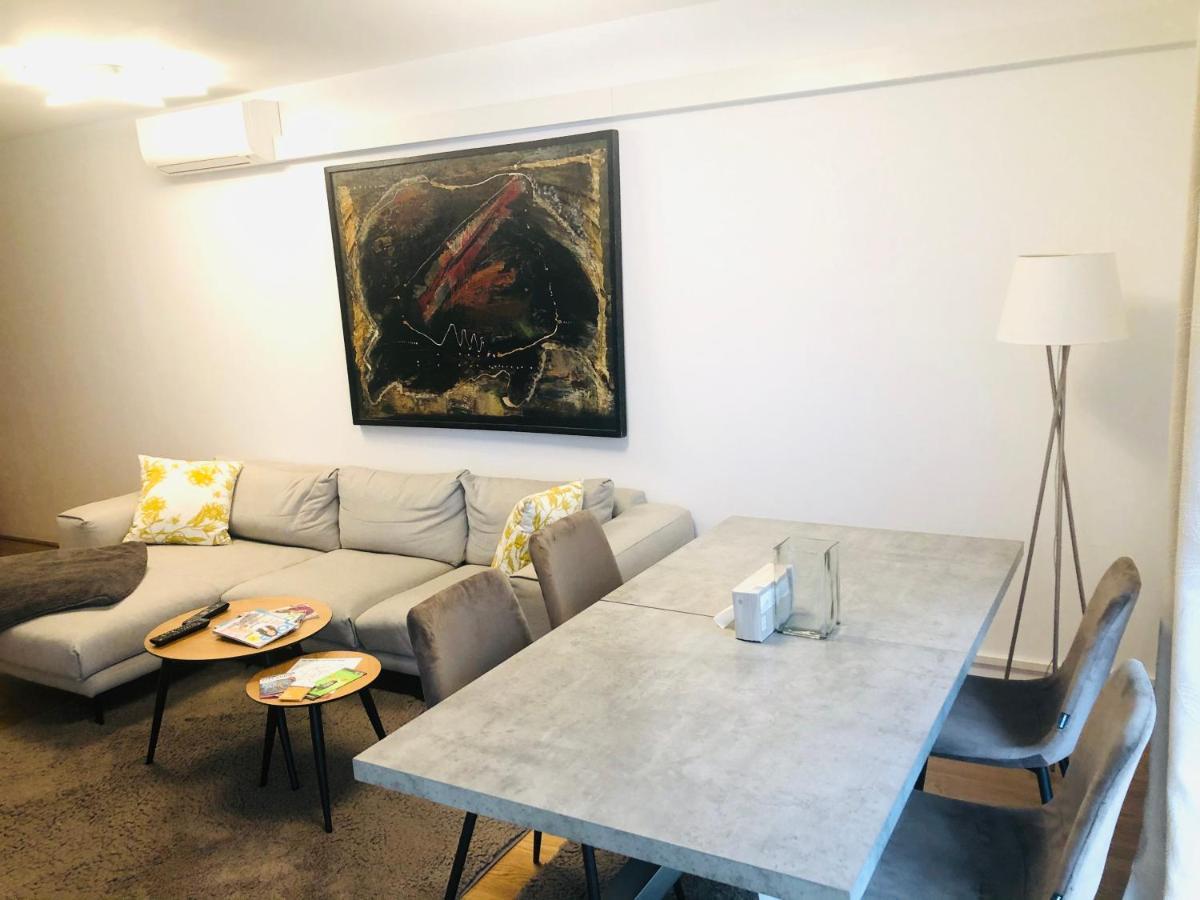 Amazing Austria Center Apartment Near Uno City Bécs Kültér fotó