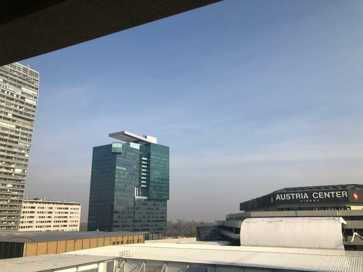 Amazing Austria Center Apartment Near Uno City Bécs Kültér fotó